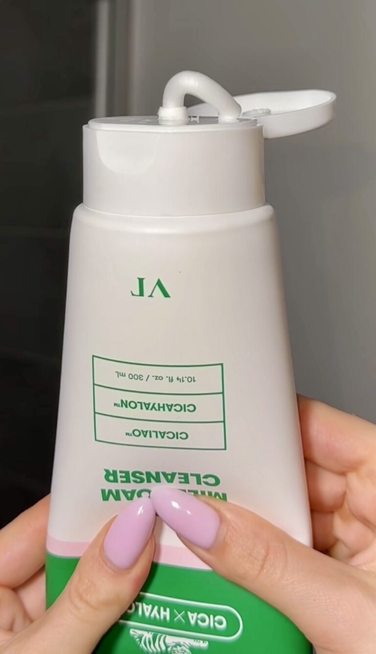 VT Cosmetics Cica Mild Foam Cleanser